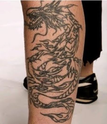 Jeff Hardy's uncovered black and white dragon tattoo.